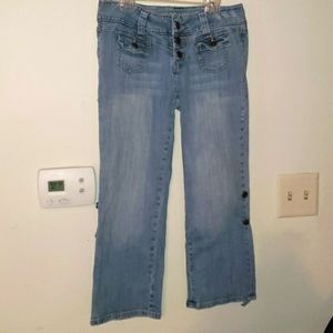 Hydraulic Low Rise Capris Size 9/10